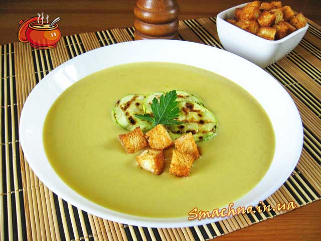 Суп-пюре из кабачков с сухариками — рецепт с фото пошагово