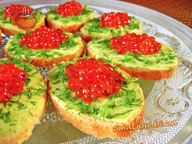 Бутерброды с красной рыбой и икрой — рецепт с фото пошагово